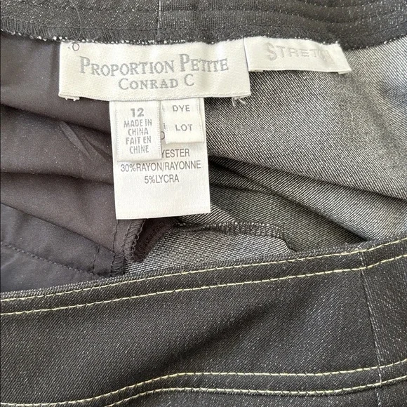 Vintage Stunning Conrad C Set NWOT Denim Embroidered Jacket/Pants size 12. - Picture 12 of 14